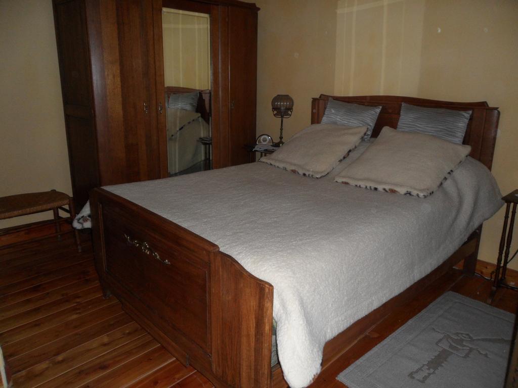 Chambres D'Hotes Casa Sylvana Saint-Dalmas-de-Tende Rum bild