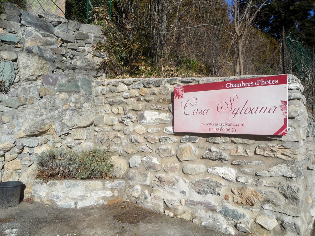 Chambres D'Hotes Casa Sylvana Saint-Dalmas-de-Tende Exteriör bild